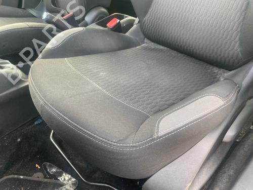 Used Left front seat Left front seat PEUGEOT 208 I (CA_, CC_) 1.6 BlueHDi 100 (100 hp) 40027640 40027640