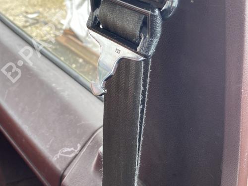 Used Front left seatbelt JEEP CHEROKEE (XJ) 2.1 TD (87 hp) 32439587