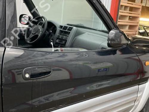 Used Right front door Right front door 22119583 22119583