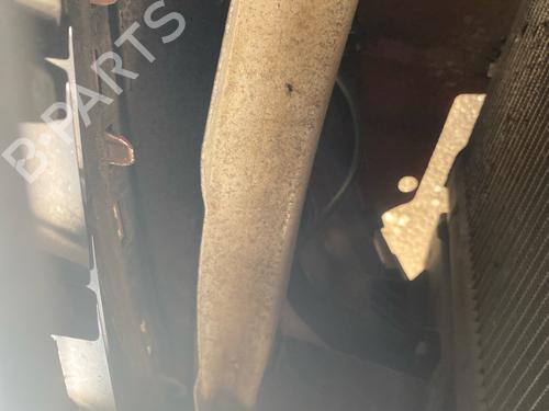 Used Front bumper reinforcement Front bumper reinforcement 37868928 37868928