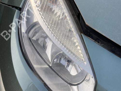 Used Right headlight RENAULT SCÉNIC II (JM0/1_) 1.9 dCi (JM0G, JM12, JM1G, JM2C) (120 hp) 22127793