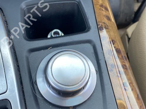 BP32505653I30 main image