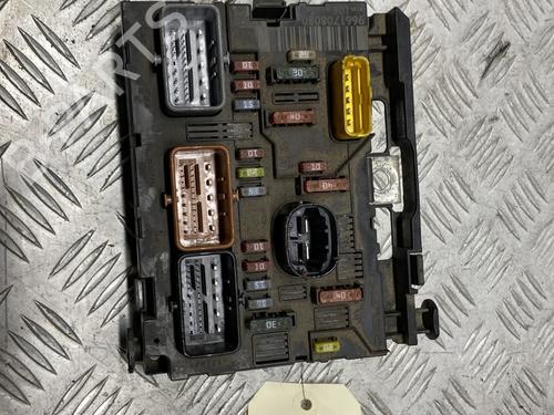 Used Fuse box CITROËN C4 Picasso I MPV (UD_) 1.6 HDi (109 hp) 29341437