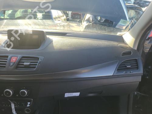 Instrumentbord RENAULT MEGANE III Grandtour (KZ0/1) 1.5 dCi (KZ0C, KZ1A) (90 hp) 23785301