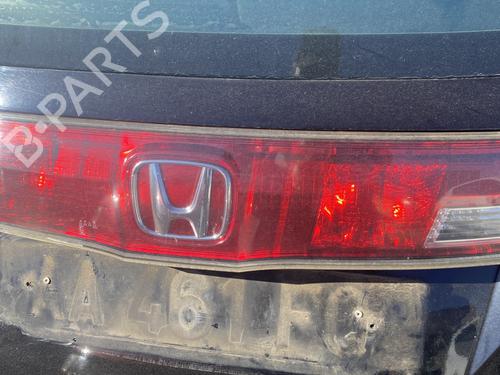 Centralt baglys Centralt baglys HONDA CIVIC VIII Hatchback (FN, FK) 2.2 CTDi (FK3) (140 hp) 33806810 33806810