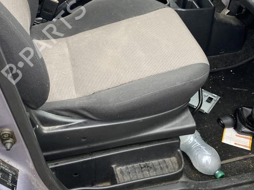 Right front seat OPEL AGILA A (H00) 1.2 16V Twinport (F68) | BP24345780C16 - Image 3