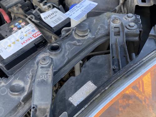 Used Left headlight Left headlight FORD FUSION (JU_) 1.4 TDCi (68 hp) 32629894 32629894