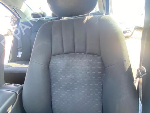 Left front seat MERCEDES-BENZ C-CLASS (W203) C 220 CDI (203.008) | BP37611930C15 - Image 2