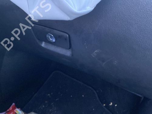 Hanskerom PEUGEOT 207 (WA_, WC_) 1.6 HDi (90 hp) 31719171