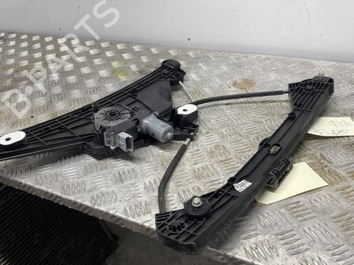 Rudehejsemekanisme Højre foran OPEL CORSA F (P2JO) 1.2 (68) (101 hp) 28827168