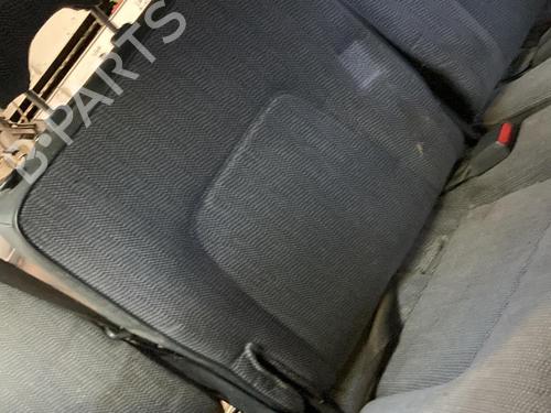 Used Rear seat Rear seat 22116312 22116312