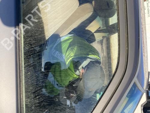 Used Front right door window Front right door window MERCEDES-BENZ 124 Saloon (W124) 250 D (124.125) (94 hp) 21591785 21591785