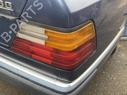 Right taillight MERCEDES-BENZ 124 Saloon (W124) 250 Turbo-D (124.128) | BP29243303C35 