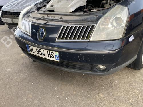 Used Front bumper RENAULT VEL SATIS (BJ0_) 2.0 16V Turbo (BJ0K) (163 hp) 23785578