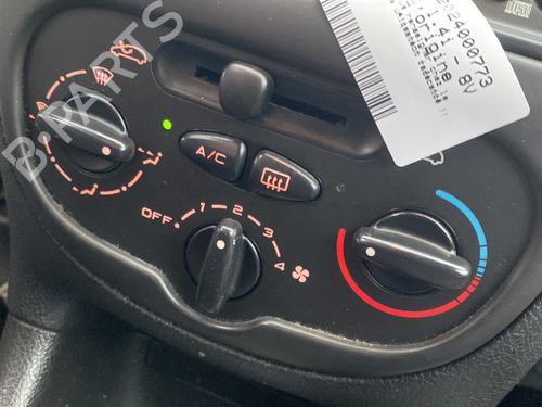 Climate control PEUGEOT 206 Hatchback (2A/C) 1.4 i | BP23784257I5 