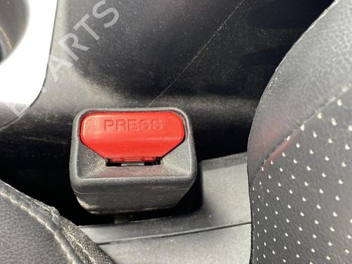 seat-buckle-peugeot-4007-vu_-vv_-2007-2008-2009-2010-2011-2012-2013-33170882 main image