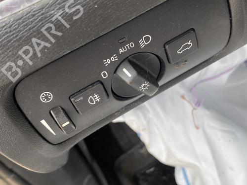 Used Headlight switch VOLVO V40 Hatchback (525) D3 (150 hp) 26496531