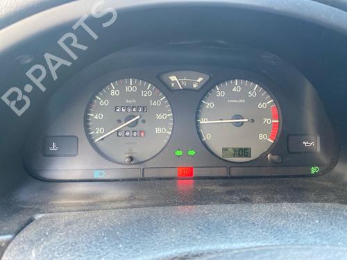 Used Instrument cluster Instrument cluster 37651724 37651724