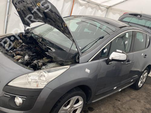 Bensintank PEUGEOT 3008 I MPV (0U_) 1.6 HDi (114 hp) 32362503