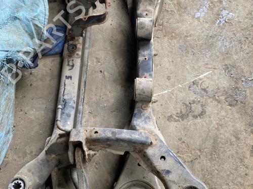 Used Rear axle VOLVO XC60 I SUV (156) D5 AWD (205 hp) 28799017