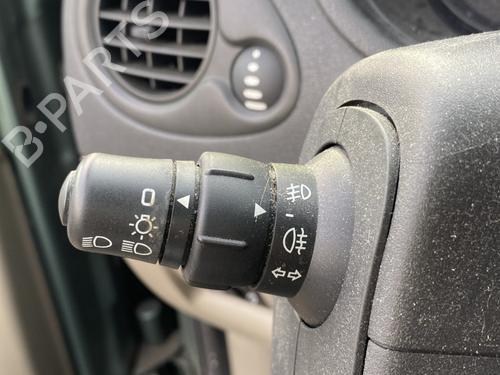 Used Switch RENAULT CLIO III (BR0/1, CR0/1) 1.5 dCi (BR17, CR17) (86 hp) 30816882