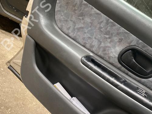 Used Front left panel Front left panel RENAULT LAGUNA I (B56_, 556_) 1.8 (B56Z) (94 hp) 32241712 32241712