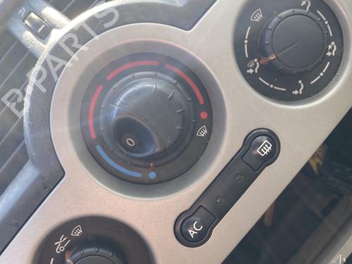 Climate control RENAULT MEGANE II Saloon (LM0/1_) 1.4 | BP25222326I5 