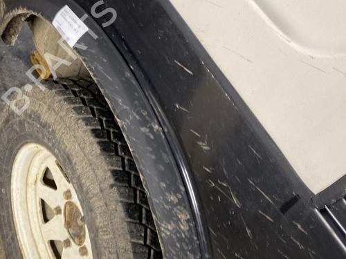 Used Rear right wheel arch trim Rear right wheel arch trim SUZUKI SJ410 1.0 (SJ410) (45 hp) 23784307 23784307