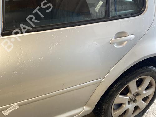 Używane Drzwi tylne lewe VW GOLF IV (1J1) 1.9 TDI (130 hp) 25147719