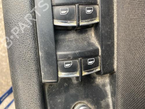 Left front window switch AUDI A3 Sportback (8PA) 1.6 TDI | BP40268565I27 - Image 2
