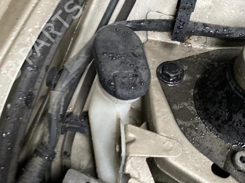 windscreen-washer-tank-renault-laguna-i-b56_-556_-1993-1994-1995-1996-1997-1998-1999-2000-2001-2002-32241695 main image