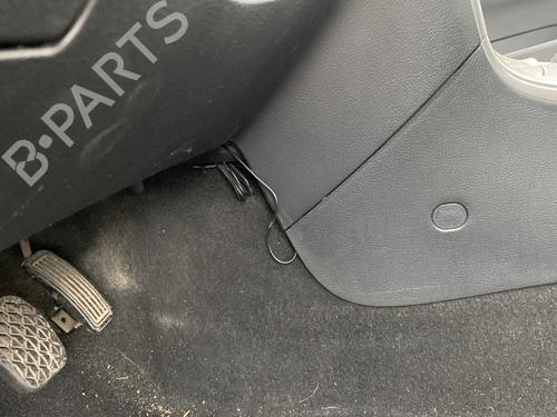 pedal-mazda-6-hatchback-gg-2002-2003-2004-2005-2006-2007-2008-32412340 main image