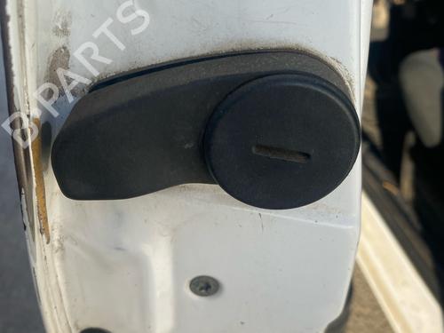 Used Front left exterior door handle Front left exterior door handle PEUGEOT 106 I (1A, 1C) 1.0 (50 hp) 40064276 40064276