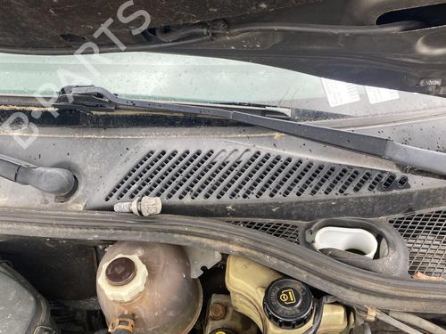 Used Front wiper motor Front wiper motor RENAULT CLIO I (B/C57_, 5/357_) [1990-1999] 33933899 33933899