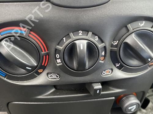 AC-Styringsenhed/Manøvreenhed FIAT PUNTO (188_) 1.2 60 (188.030, .050, .130, .150, .230, .250) (60 hp) 23783606