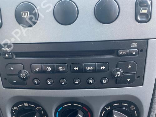 Used Radio Radio CITROËN BERLINGO / BERLINGO FIRST Box Body/MPV (M_) 1.6 HDI 75 (MB9HW) (75 hp) 40203201 40203201