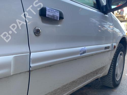 Used Right front door Right front door CITROËN SAXO (S0, S1) 1.4 VTS (75 hp) 37651710 37651710