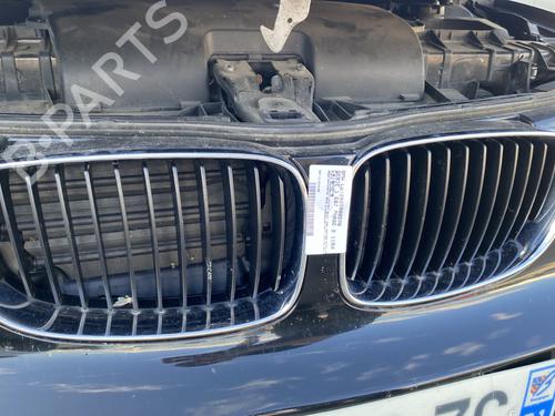 Grill BMW 1 (E87) 118 d (143 hp) 28582909