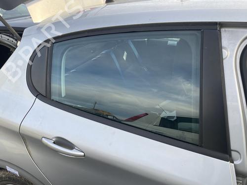 rear-right-door-window-peugeot-208-i-ca_-cc_-2012-2013-2014-2015-2016-2017-2018-2019-2020-2021-31580877 main image