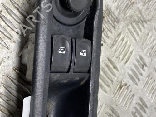 Used Left front window switch RENAULT CLIO III Grandtour (KR0/1_) 1.5 dCi (KR0F) (86 hp) 30595125