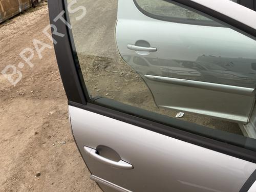 Front right door window PEUGEOT 207 (WA_, WC_) 1.6 HDi | BP30931298C19