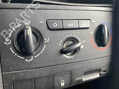Used Climate control PEUGEOT 207 (WA_, WC_) 1.4 HDi (68 hp) 25820503