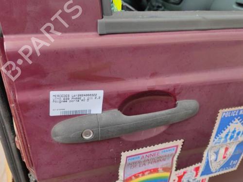 Used Front right exterior door handle MERCEDES-BENZ VITO / MIXTO Van (W639) 111 CDI (639.601, 639.603, 639.605) (109 hp) 22121377