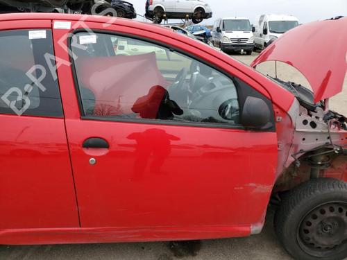 Used Right front door PEUGEOT 107 (PM_, PN_) 1.0 (68 hp) 22117352