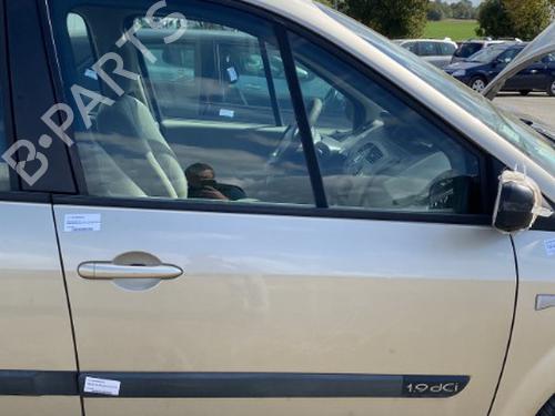 Used Right front door RENAULT SCÉNIC II (JM0/1_) [2003-2010]  22126153