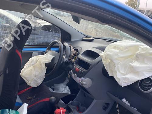 Front wiper motor PEUGEOT 107 (PM_, PN_) 1.0 | BP29304808M29 