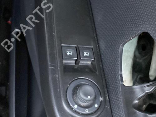 BP30578088I27 main image