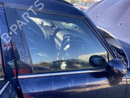 Used Front right door window Front right door window 37749453 37749453