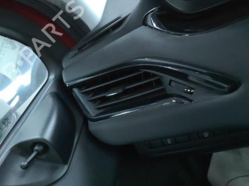 Used Air vent PEUGEOT 208 I (CA_, CC_) 1.0 VTi (68 hp) 19904621