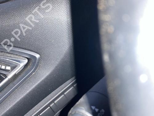 Steering column stalk PEUGEOT 308 SW II (LC_, LJ_, LR_, LX_, L4_) 1.6 BlueHDi 100 | BP21086731I23